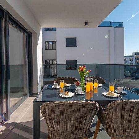 Poolside 2 Bedroom Ap. Mare Trogir Dış mekan fotoğraf