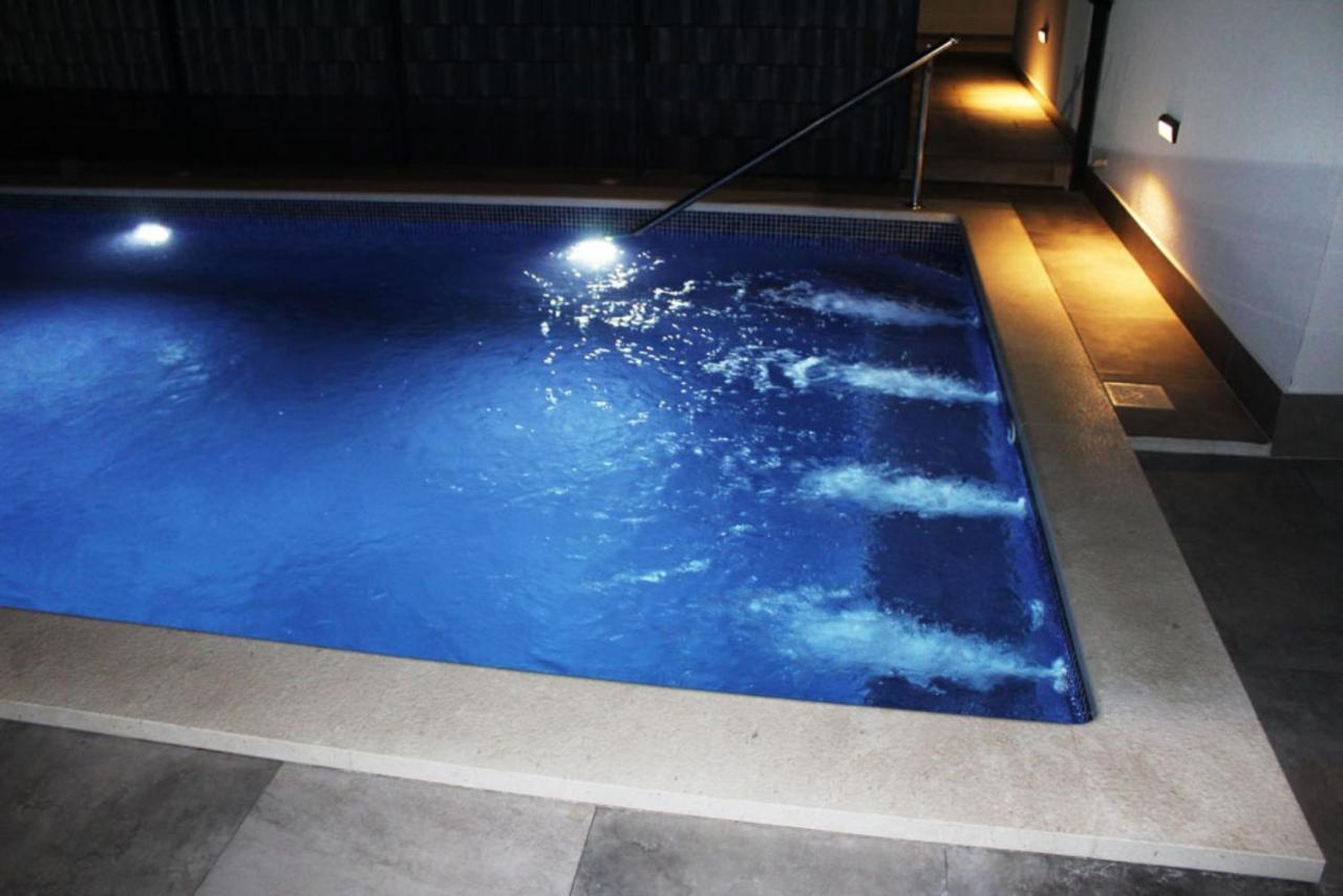 Poolside 2 Bedroom Ap. Mare Trogir Dış mekan fotoğraf